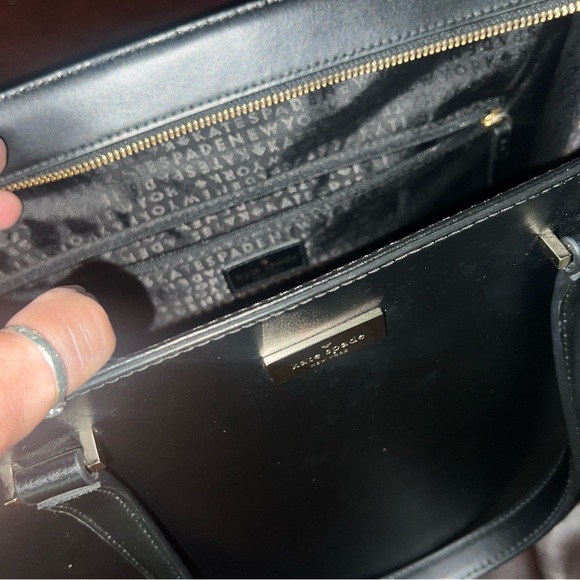 Kate Spade Regatta Court Tote - Picture 4 of 9